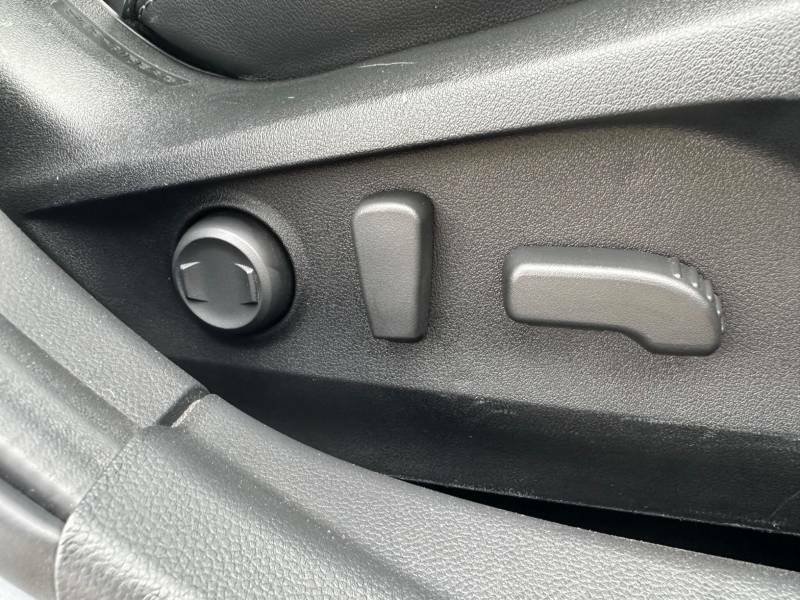 Subaru Outback Outback Touring Symmetrical Awd Cvt Black #23