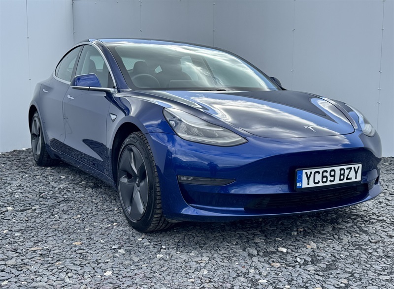 Tesla Model 3 Dual Motor Long Range Saloon 4 Blue