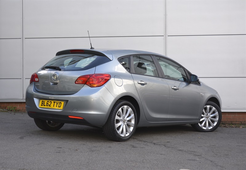 Vauxhall Astra 1.4 16V Active Hatchback Euro 5 Silver #6
