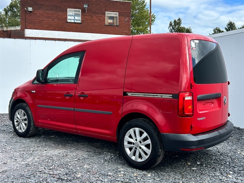 Volkswagen Caddy 1.6 Tdi C20 Bluemotion Tech Startline Panel Van Red #4