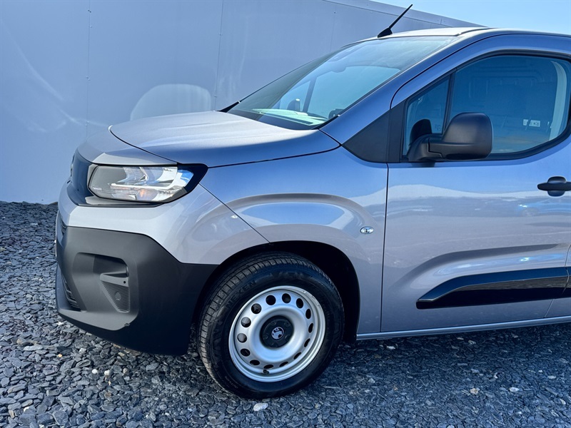 Vauxhall Combo 1.5 Turbo D 2300 Prime Panel Van YP25PTY Grey #5