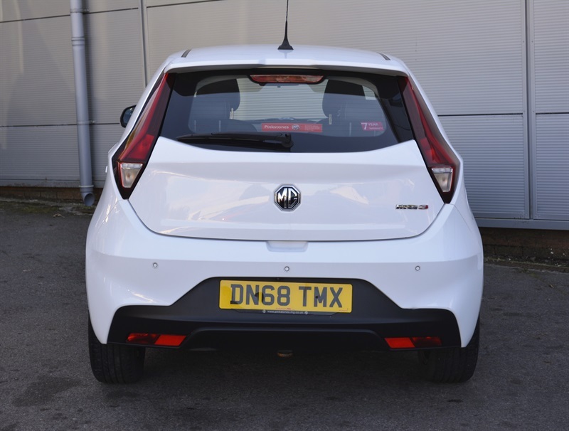 MG MG3 1.5 Vti-tech Exclusive Hatchback White #5