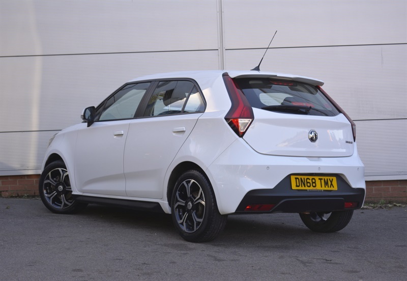 MG MG3 1.5 Vti-tech Exclusive Hatchback White #4