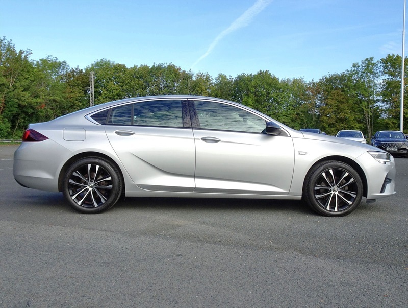 Vauxhall Insignia 1.5 Turbo D Se Edition Grand Sport Manu Silver #3