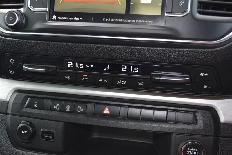 Vauxhall Vivaro Sportive 2900 L2 White #23