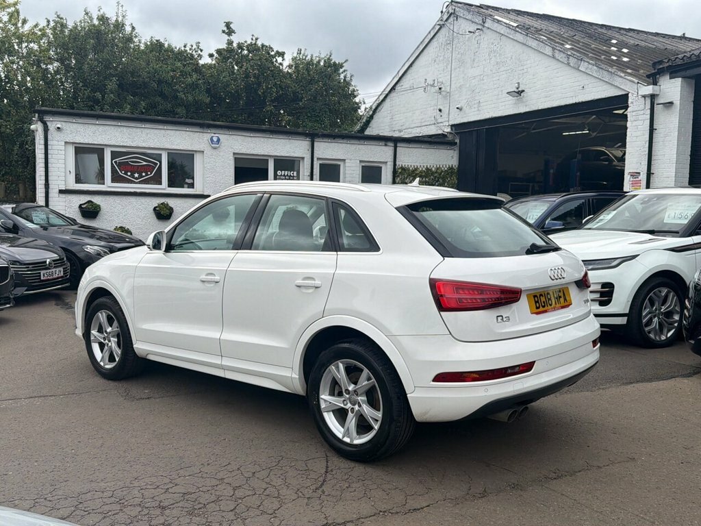 Audi Q3 1.4L Sport White #4