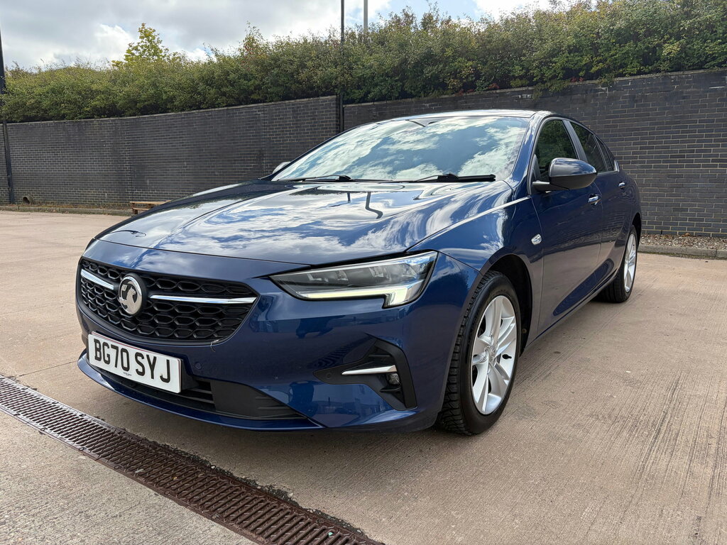 Vauxhall Insignia 2.0 Cdti Se Nav Hatchback Euro 5 Blue