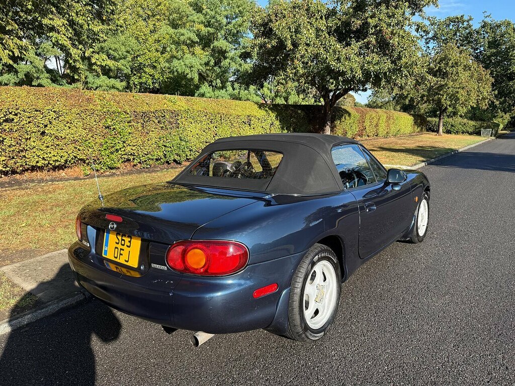 Mazda MX-5 Convertible U3696 Blue #3