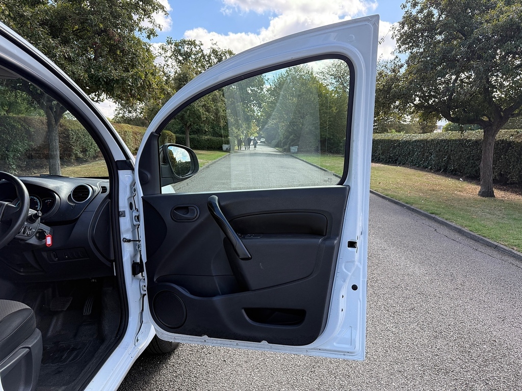 Renault Kangoo Ze Ml20 33Kwh Business Plus Panel Van White #27