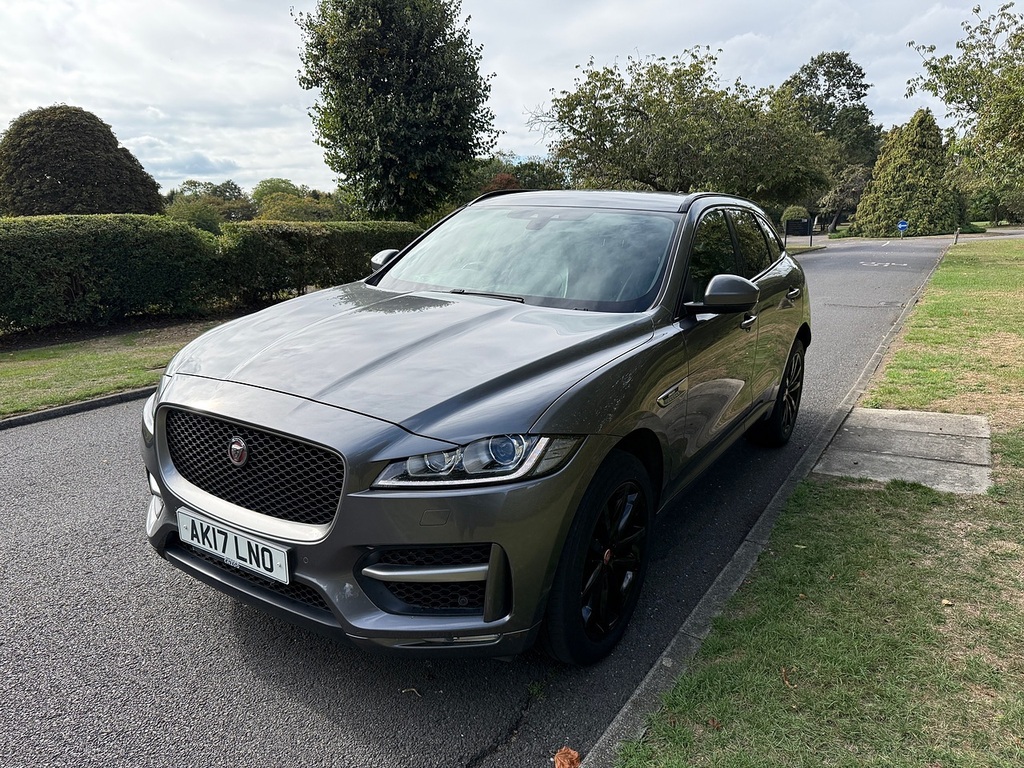 Jaguar F-Pace 2017 3.0 D300 V6 S Suv Awd Euro 6 Black #8