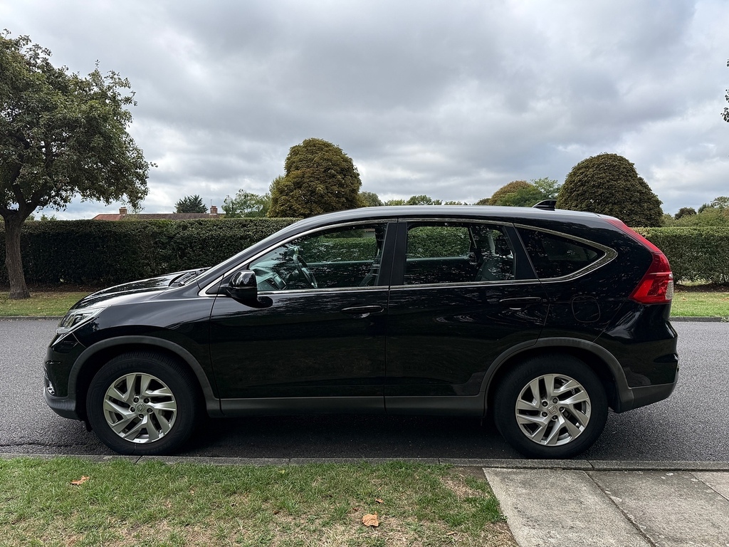 Honda Cr-V Cr-v S Navi I-vtec 4X2 White #8