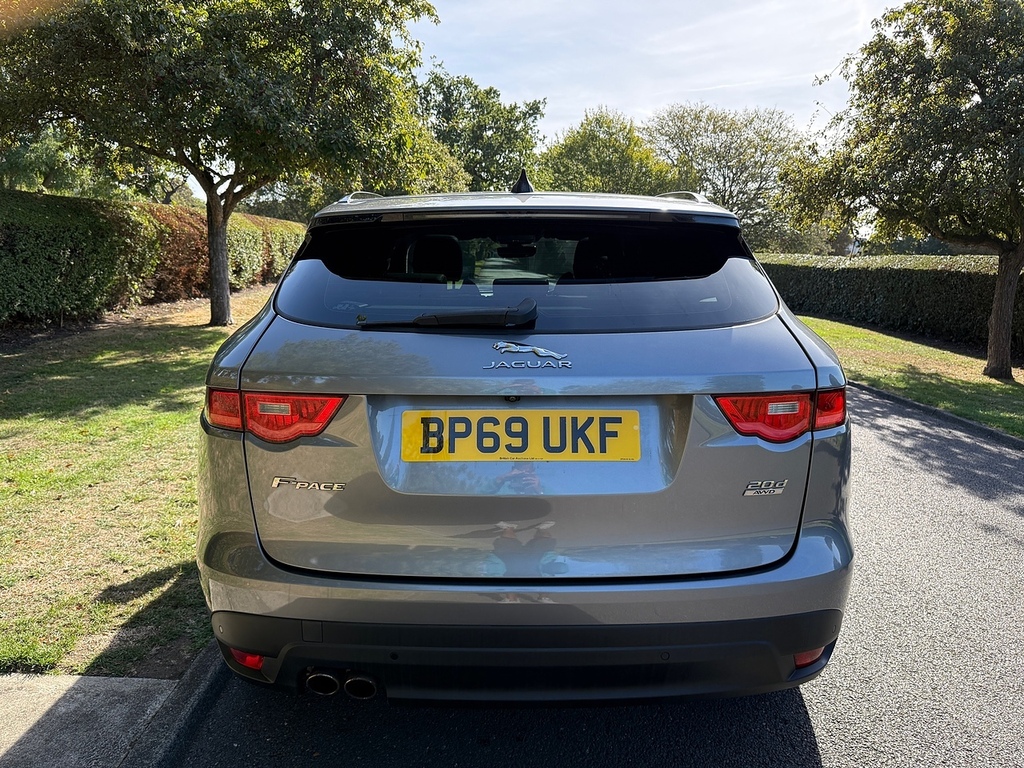 Jaguar F-Pace D180 Chequered Flag U3789 Ulez Grey #4