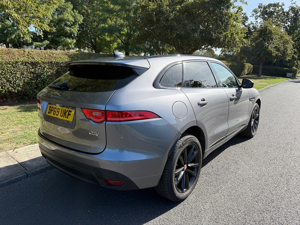 Jaguar F-Pace D180 Chequered Flag U3789 Ulez Grey #2