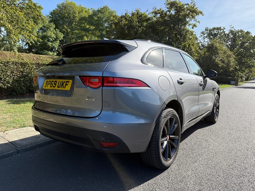 Jaguar F-Pace D180 Chequered Flag U3789 Ulez Grey #3