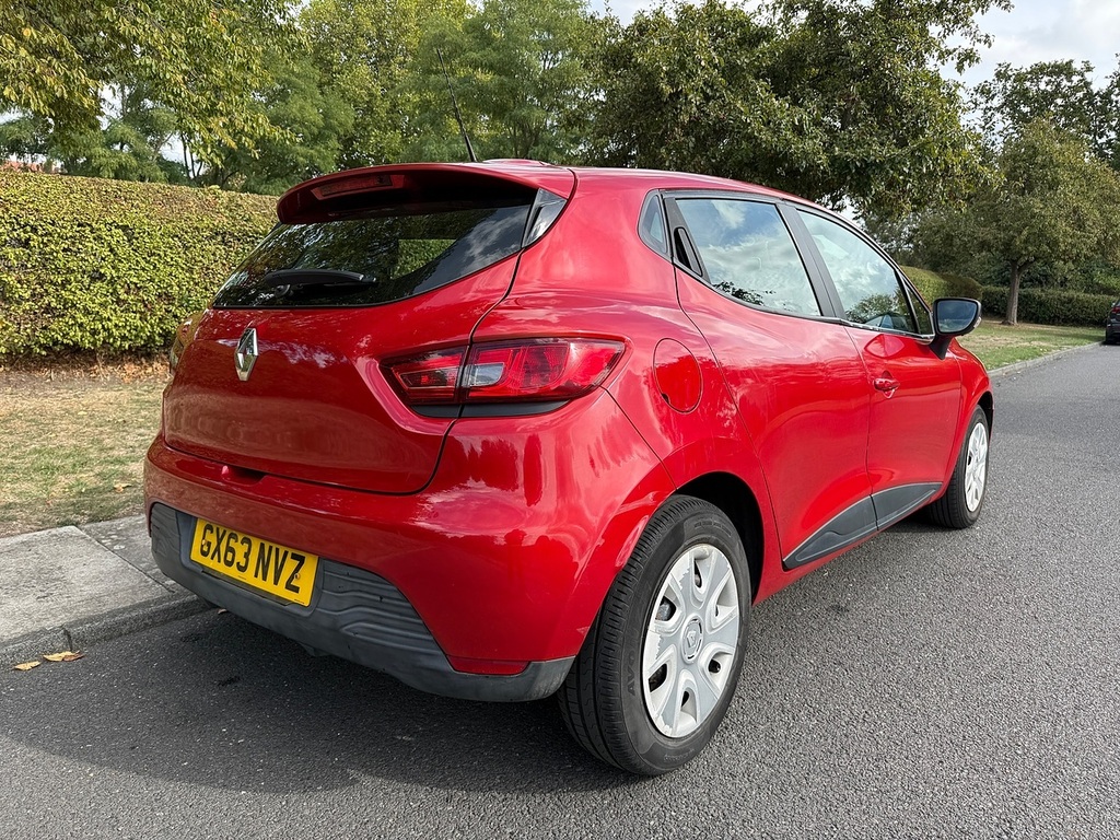 Renault Clio Expression U3643 Ulez Red #4