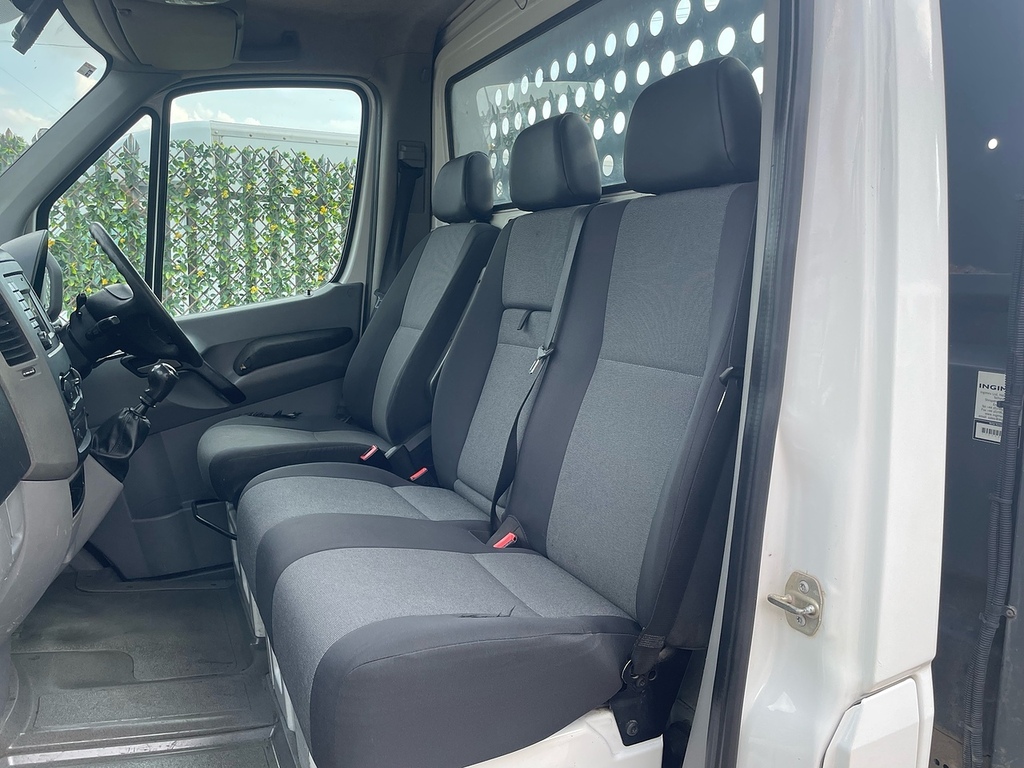 Volkswagen Crafter Cr35 2.0 Tdi Medium Wheel Base Mwb High Roof Panel White #8