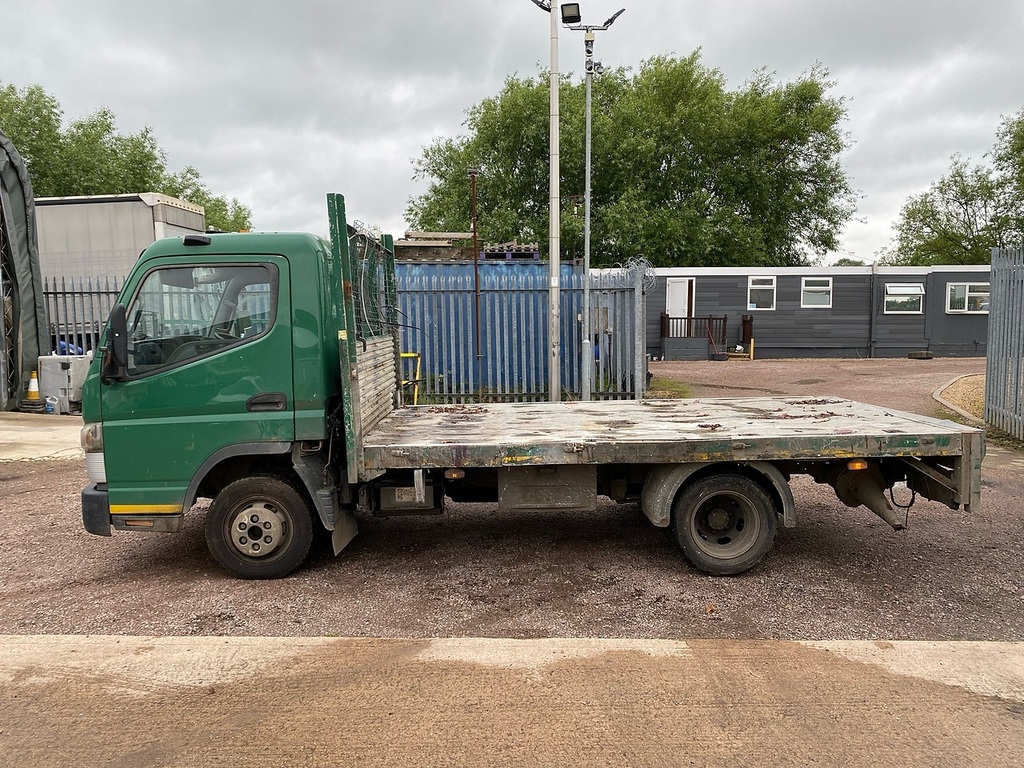Mitsubishi Fuso Canter Td 3C13 3.0 Flatbed Sapres Or Repair Green #4