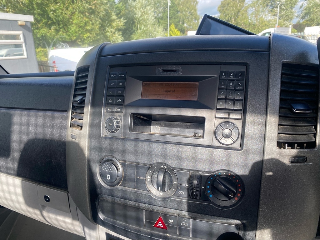 Mercedes-Benz Sprinter 2.1 313 Cdi Panel Van Rwd L2 12 White #11