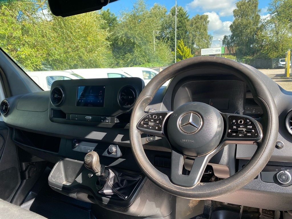 Mercedes-Benz Sprinter Panel Van 2.0 315 Cdi Progressive Rwd L3 H2 Euro 6 White #9