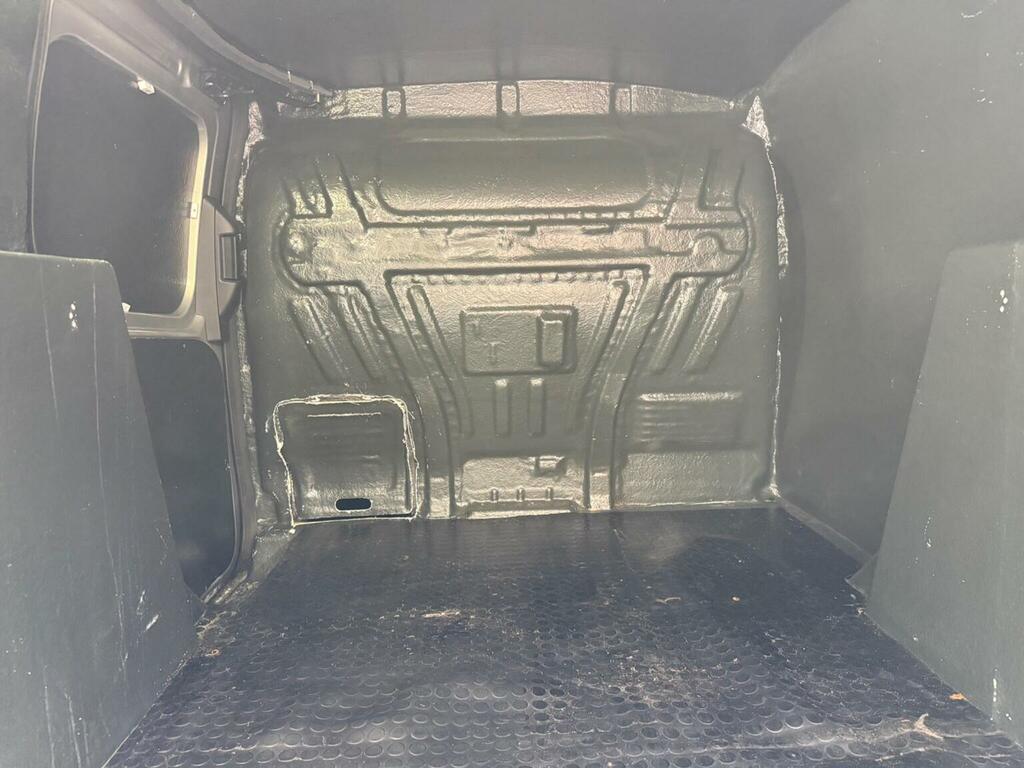 Ford Transit Connect 1.6L 1.6 Tdci 240 Limited L2 H1 White #10