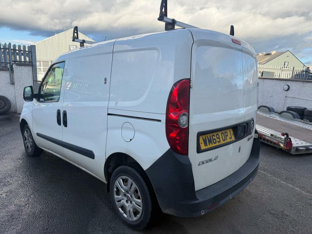 Fiat Doblo 1.3 Multijetii Tecnico L1 H1 Euro 6 Ss White #3