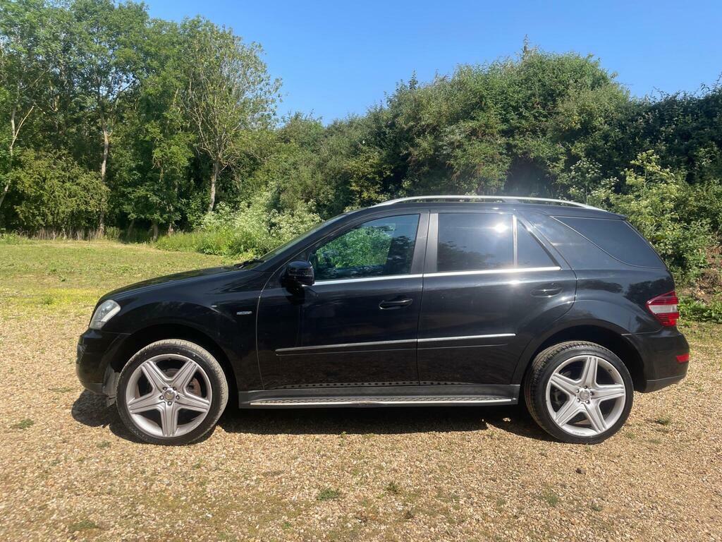 Mercedes-Benz M Class 3.0 Ml350 Cdi V6 Blueefficiency Sport G-tronic 4Wd Black #5