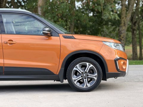 Suzuki Vitara 1.6 Sz4 1 Owner Car White #11
