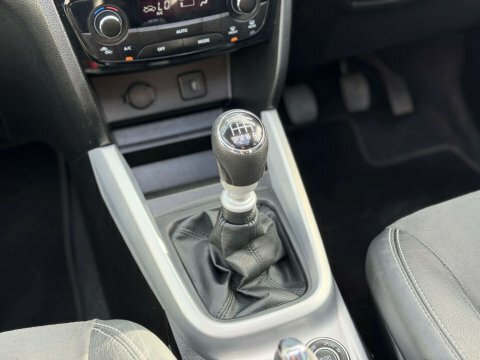 Suzuki Vitara 1.6 Sz4 1 Owner Car White #24