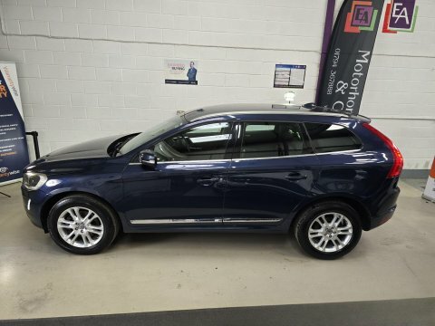 Volvo XC60 2014 64 2.0 Blue #5