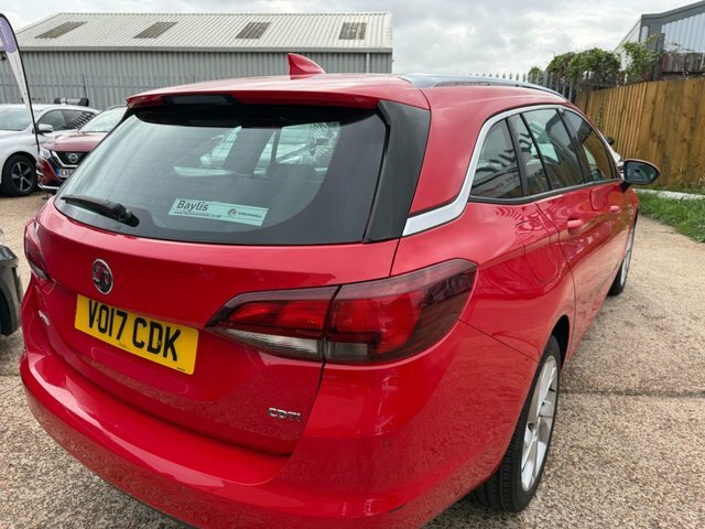 Vauxhall Astra 1.6 Cdti Blueinjection Sri Nav Sports Tourer D Red #2
