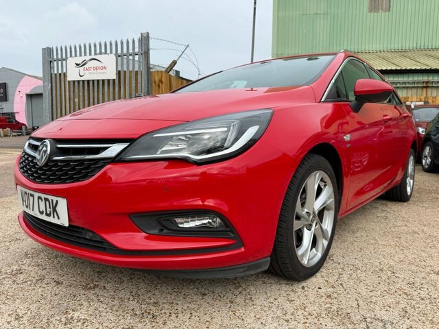 Vauxhall Astra 1.6 Cdti Blueinjection Sri Nav Sports Tourer D Red #4