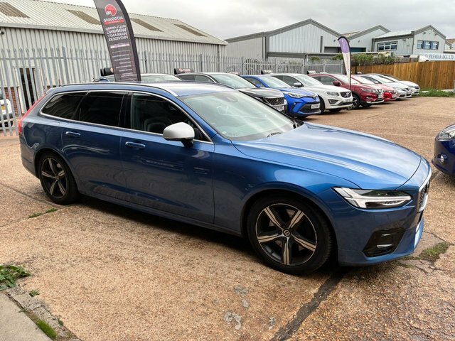 Volvo V90 2.0 D5 Powerpulse R-design Estate Blue #2
