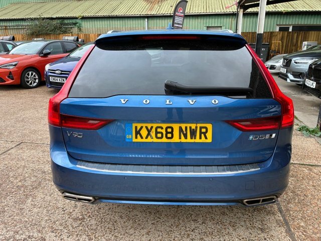 Volvo V90 2.0 D5 Powerpulse R-design Estate Blue #4