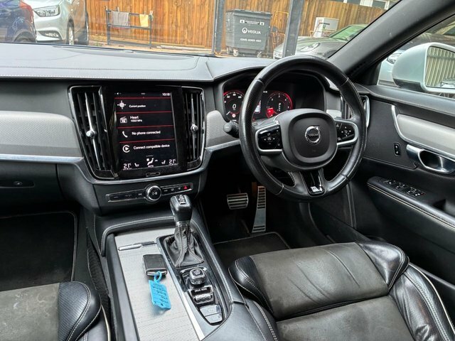 Volvo V90 2.0 D4 R Design Pro Geartronic Black #21