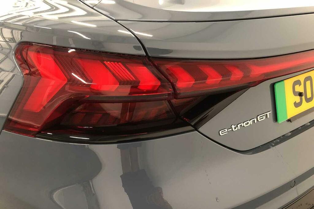 Audi E Tron GT Gt Quattro 350,00 Kw Silver #22