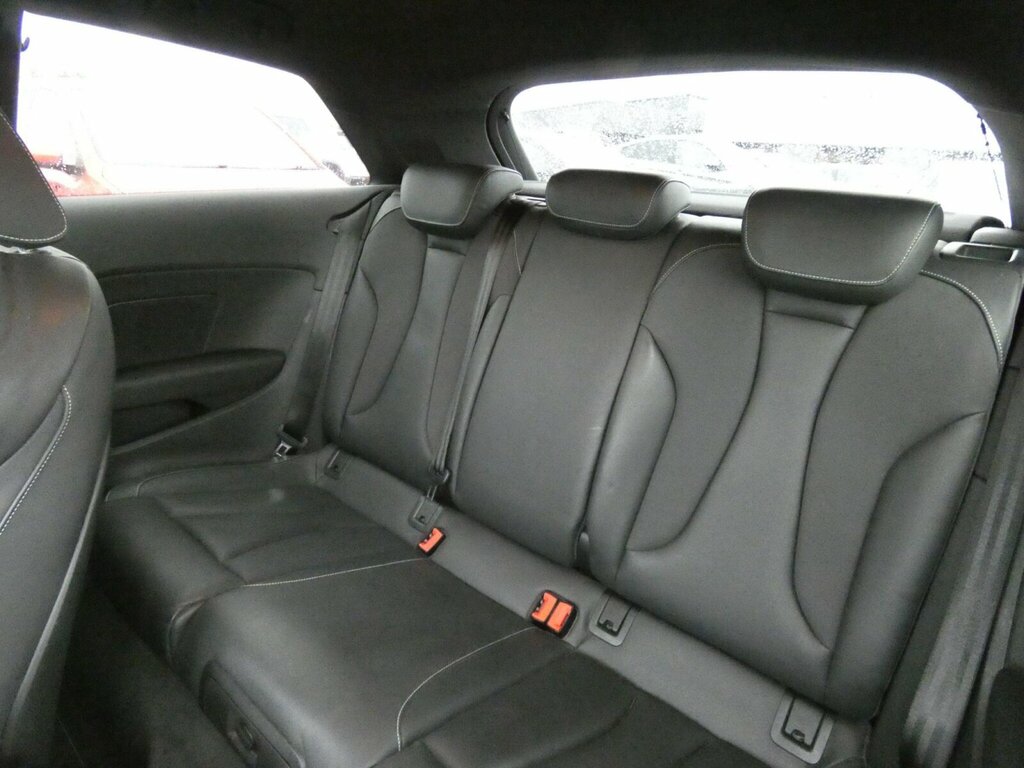 Audi A3 1.6 Tdi 110 Sport 20 Tax Ulez Dab Blu Black #13