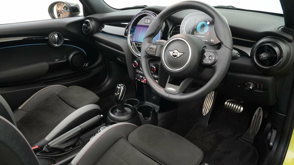 Mini Convertible 2.0 Cooper S Sport Convertible Steptron White #11