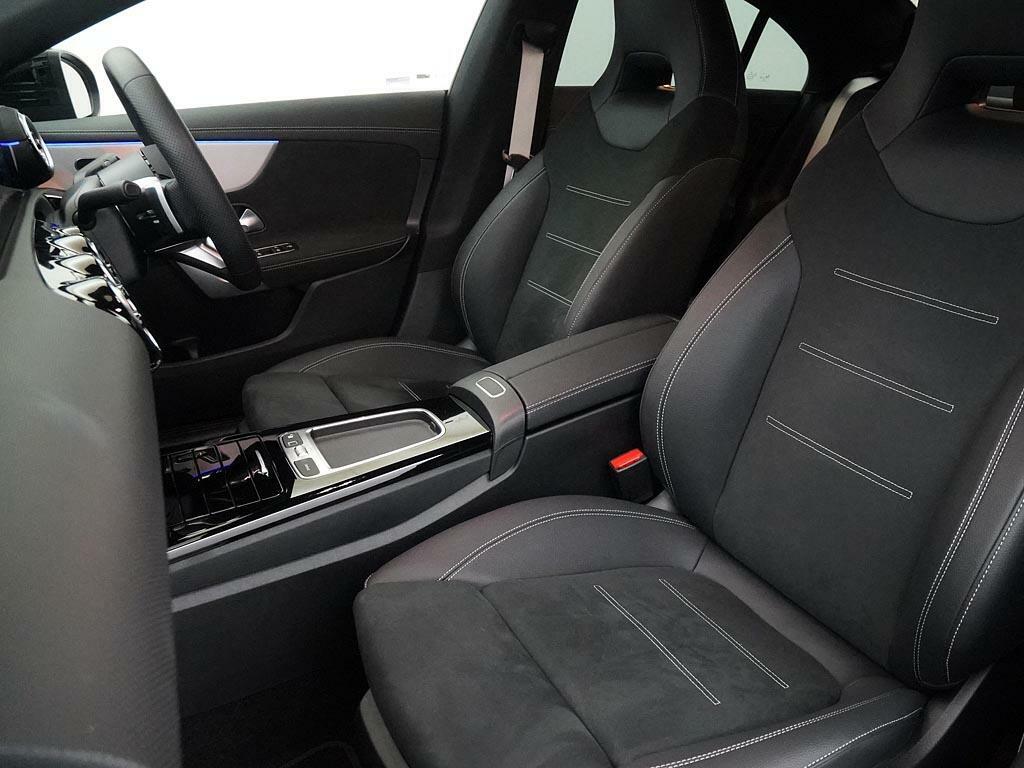 Mercedes-Benz CLA Class Cla 220D Amg Line Premium Tip Blue #38