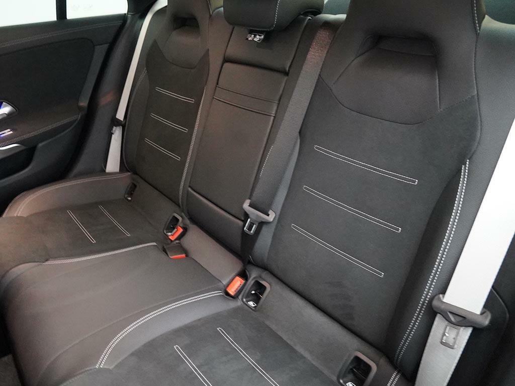 Mercedes-Benz CLA Class Cla 220D Amg Line Premium Tip Blue #32