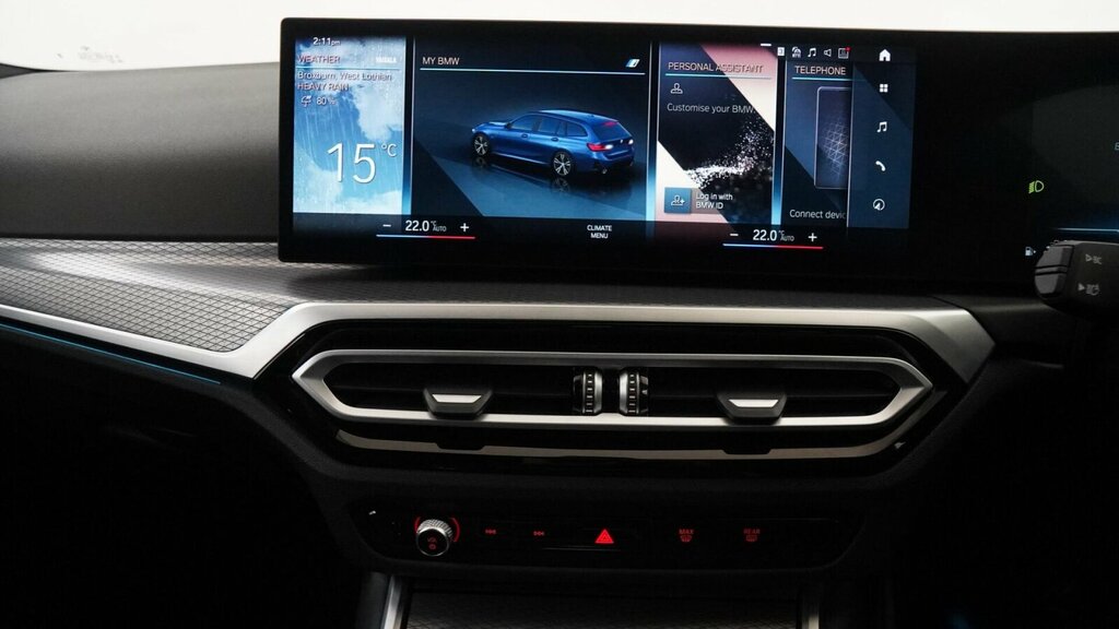 BMW 3 Series 330E Xdrive M Sport Step #8