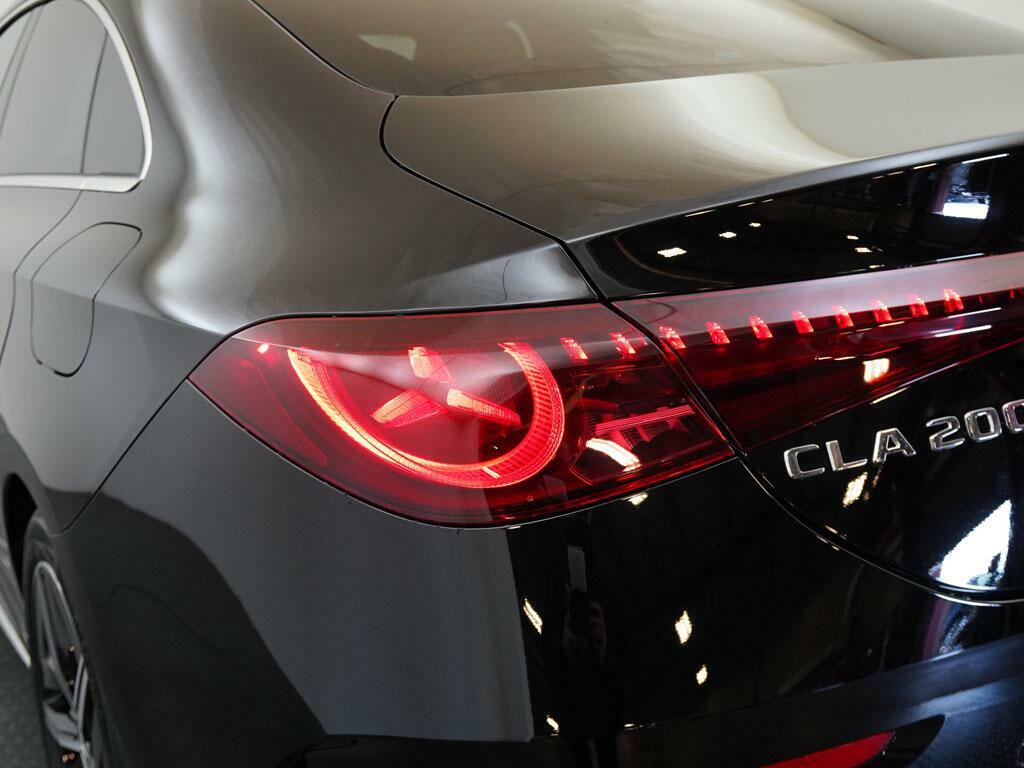 Mercedes-Benz CLA Class Cla 200 Amg Line Executive #13