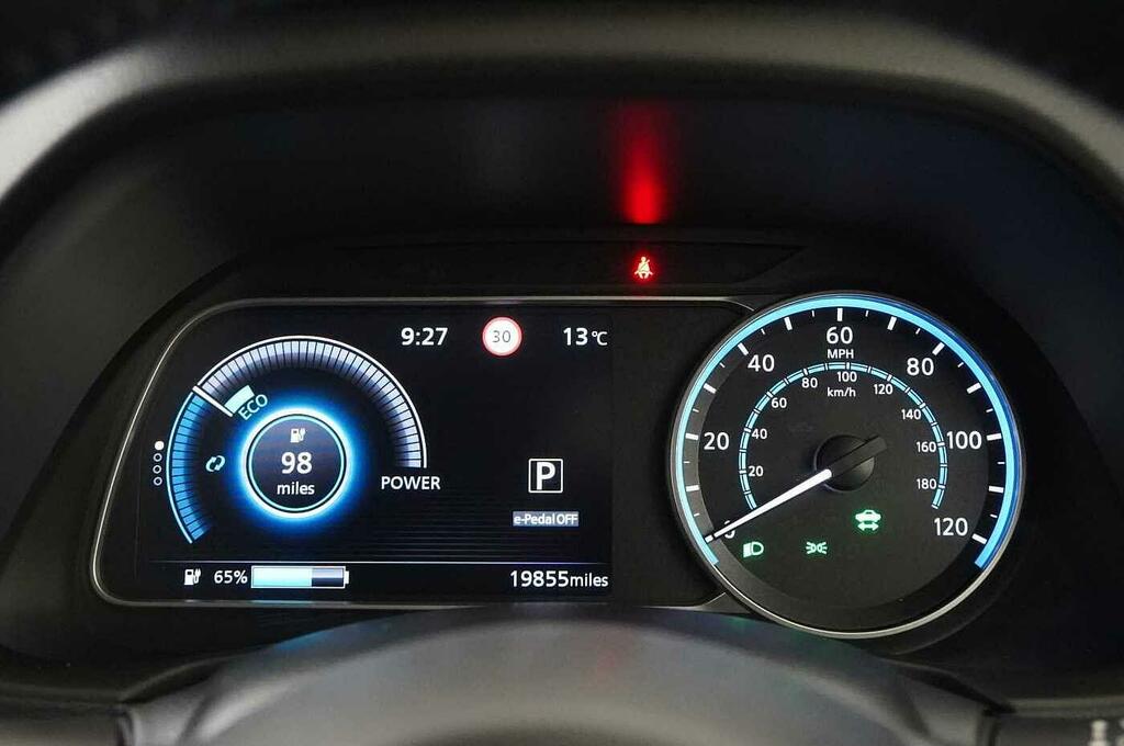 Nissan Leaf 39Kwh N Connecta Hatchback 150 Grey #31