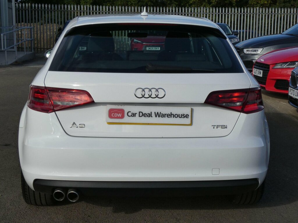 Audi A3 1.6 Tdi Se S Tronic 18 Alloys Black #26