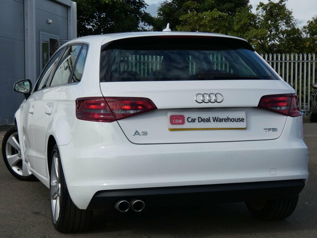 Audi A3 1.6 Tdi Se S Tronic 18 Alloys Black #30