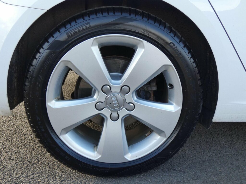 Audi A3 1.6 Tdi Se S Tronic 18 Alloys Black #24