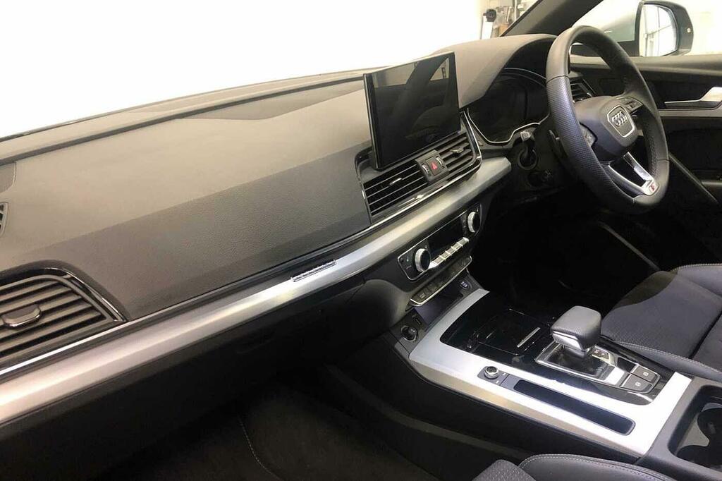 Audi Q5 S Line 40 Tdi Quattro 204 Ps S Tronic Silver #2