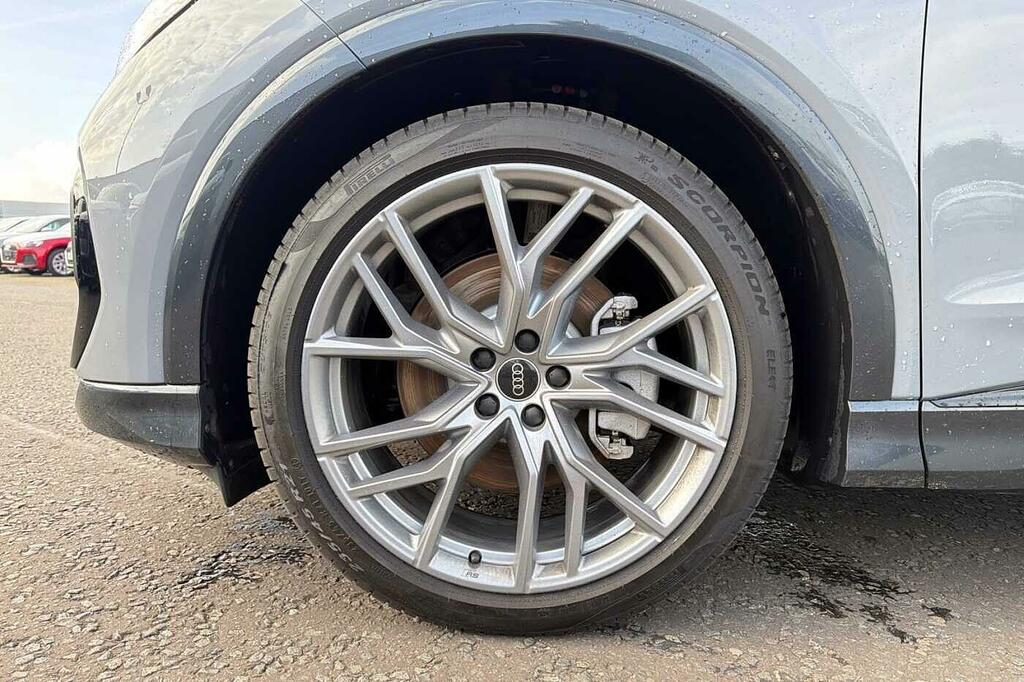 Audi Q4 E Tron Black Edition 45 Quattro 210,00 Kw Grey #5
