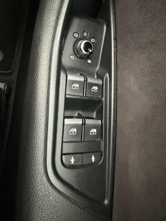 Audi A4 2.0 Tdi 35 Se S Tronic Euro 6 Ss Black #22