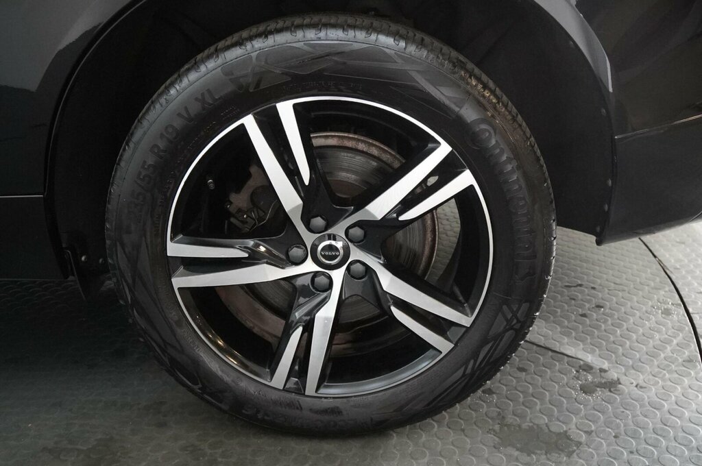 Volvo XC60 2.0H T6 Recharge 11.6Kwh R-design Awd Euro 6 Black