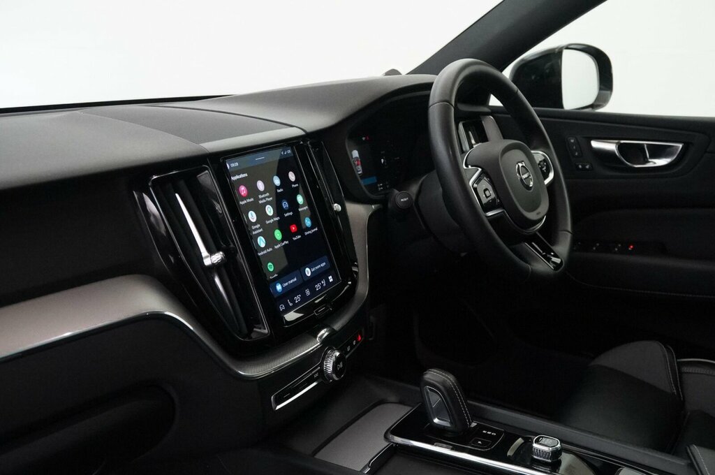 Volvo XC60 Inscription Blue #32